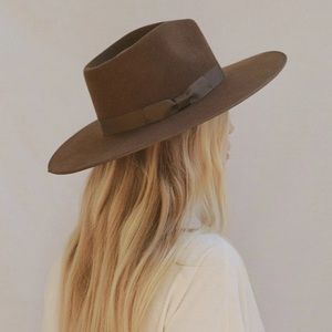 ISO Lack of Color Coco Rancher NWT - SM 55cm